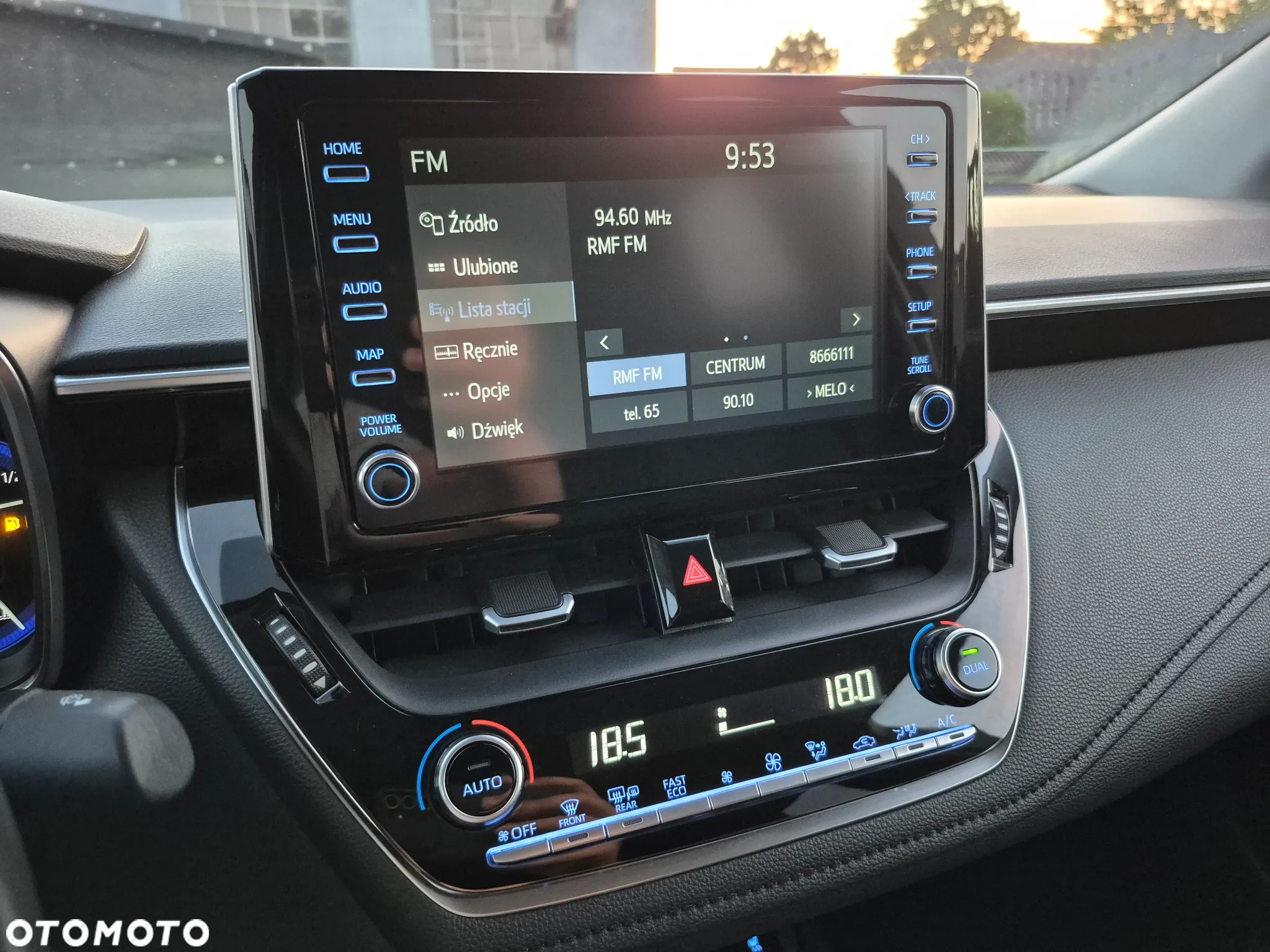 Toyota Corolla 1.6 Comfort - 9
