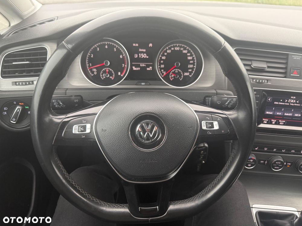 Volkswagen Golf 1.2 TSI BMT Trendline Perfectline - 10