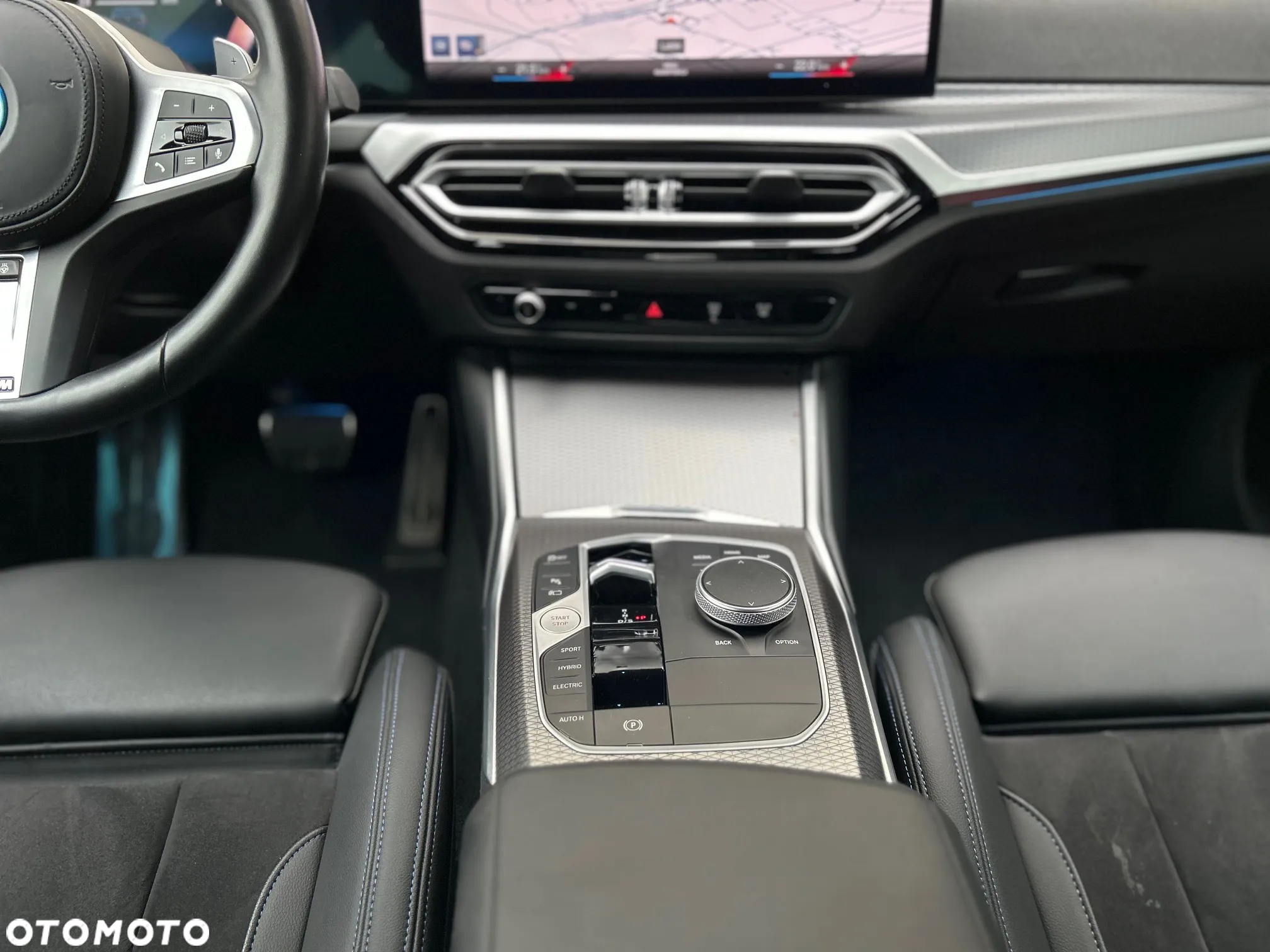 BMW Seria 3 330e - 19