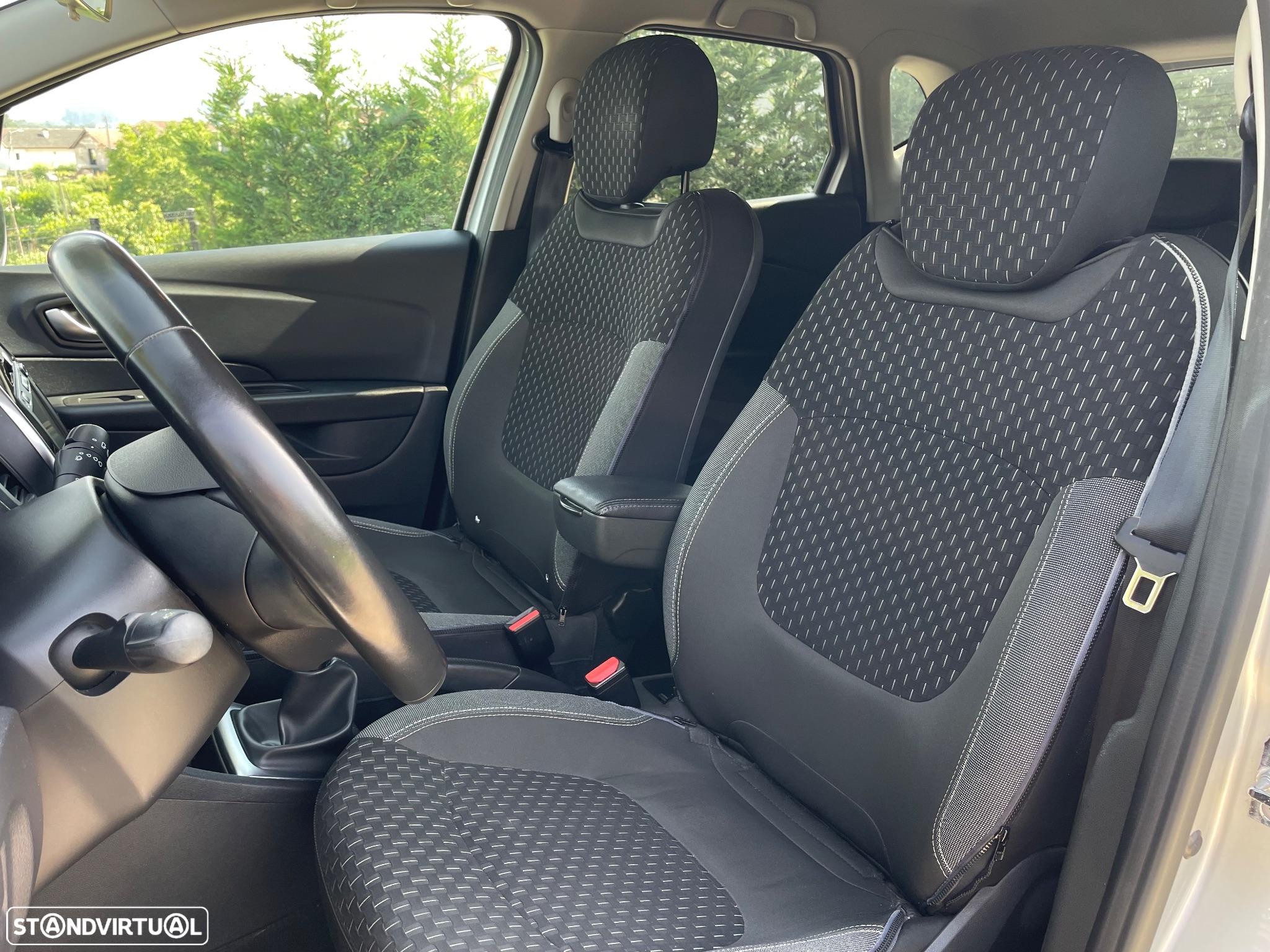 Renault Captur 1.5 dCi Exclusive - 29