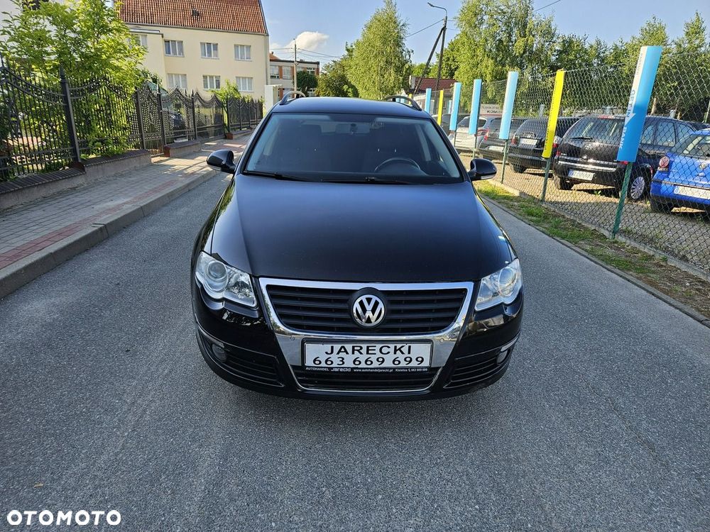 Volkswagen Passat - 2