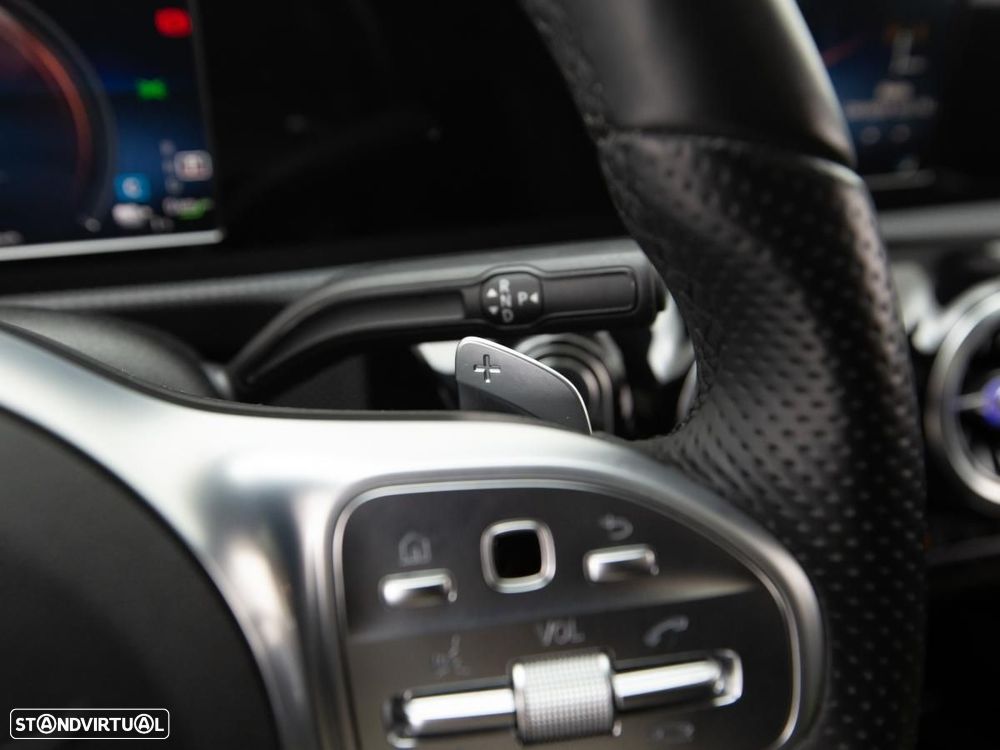 Mercedes-Benz A 250 e 8G-DCT Edition 2020 - 19