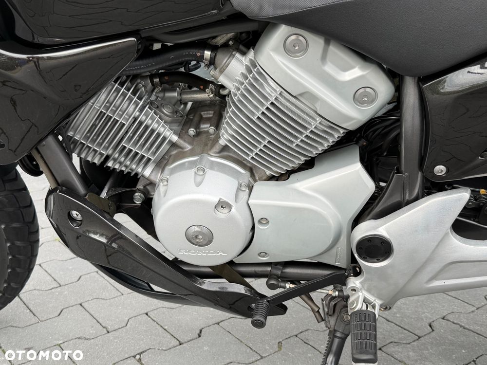 Honda Varadero - 36
