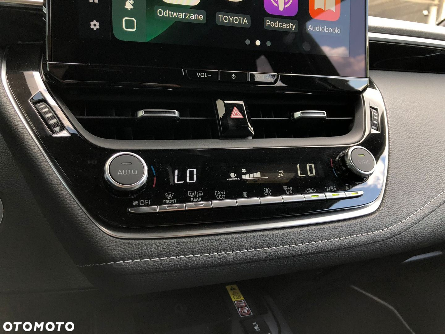 Toyota Corolla - 24
