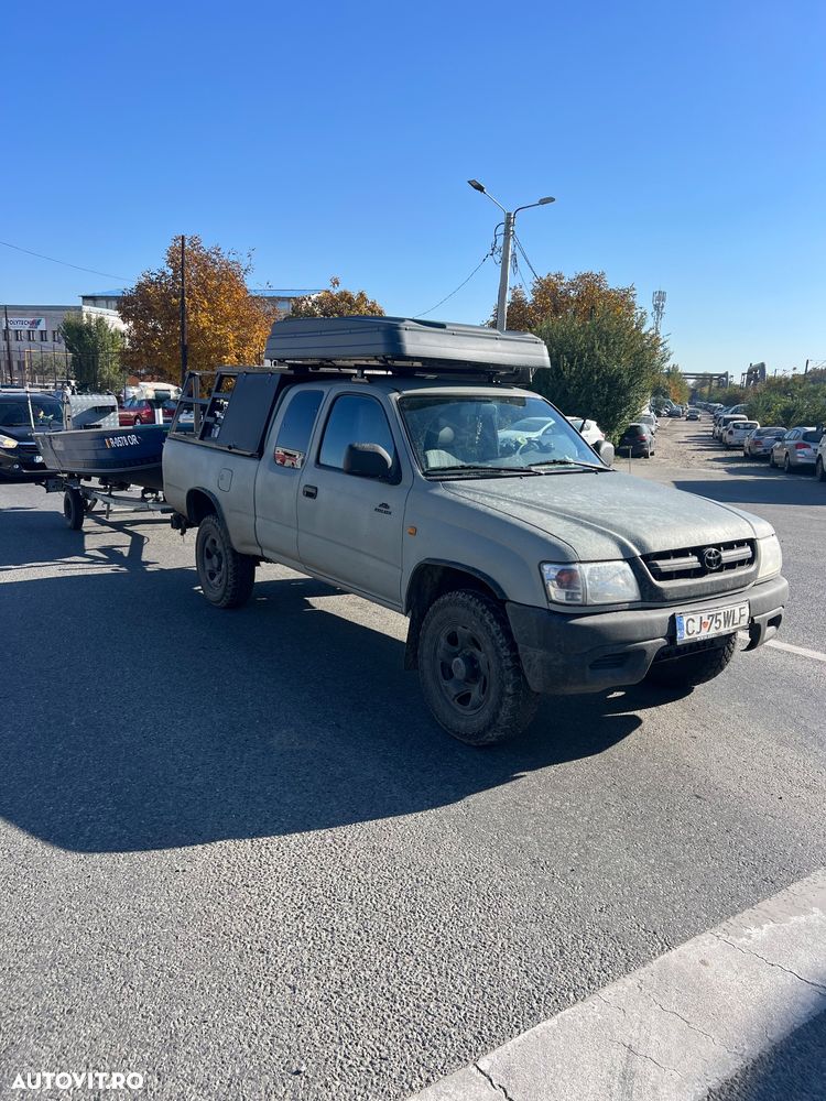 Toyota Hilux 4x4 Xtra Cab Special - 14