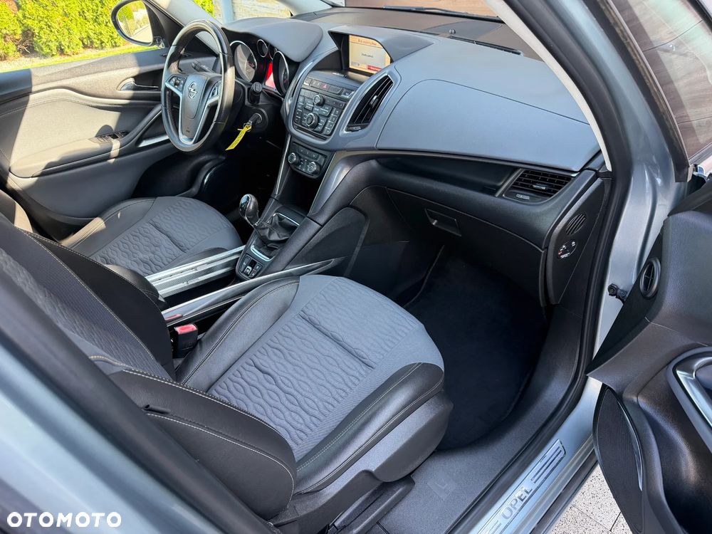 Opel Zafira Tourer 2.0 CDTI Sport - 24