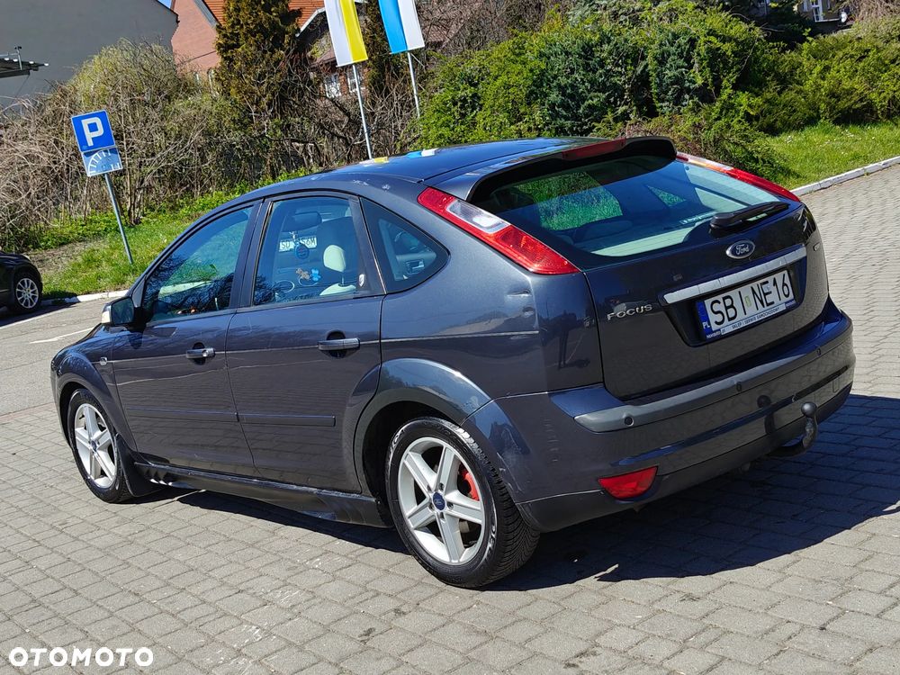 Ford Focus 1.6 TDCi Ambiente - 12