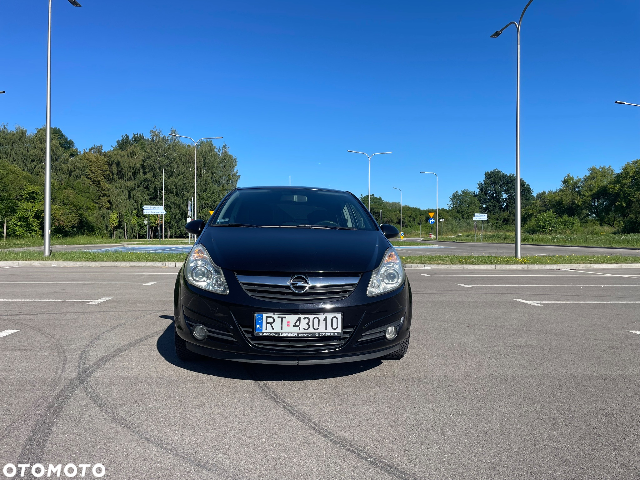 Opel Corsa 1.4 16V Cosmo - 2