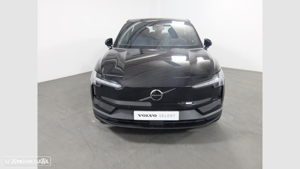 Volvo EX30 69 kWh Single Motor Extended Range Plus - 4