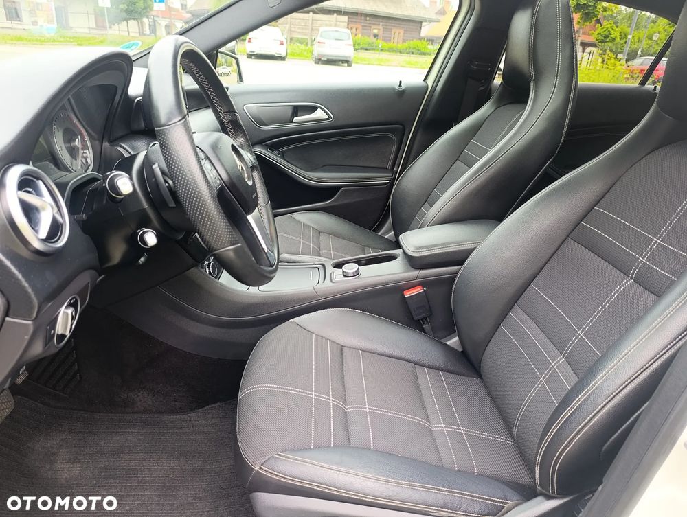 Mercedes-Benz Klasa A 200 CDI (BlueEFFICIENCY) Urban - 12
