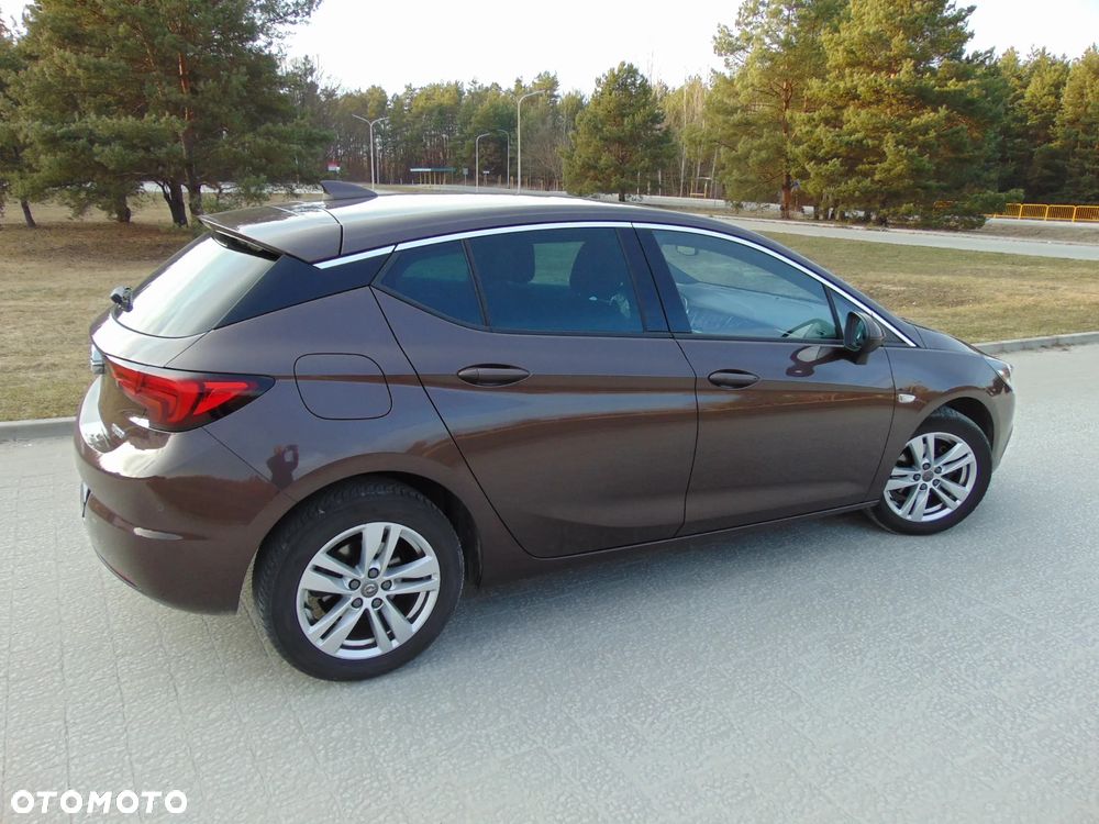 Opel Astra 1.4 Turbo Innovation - 37