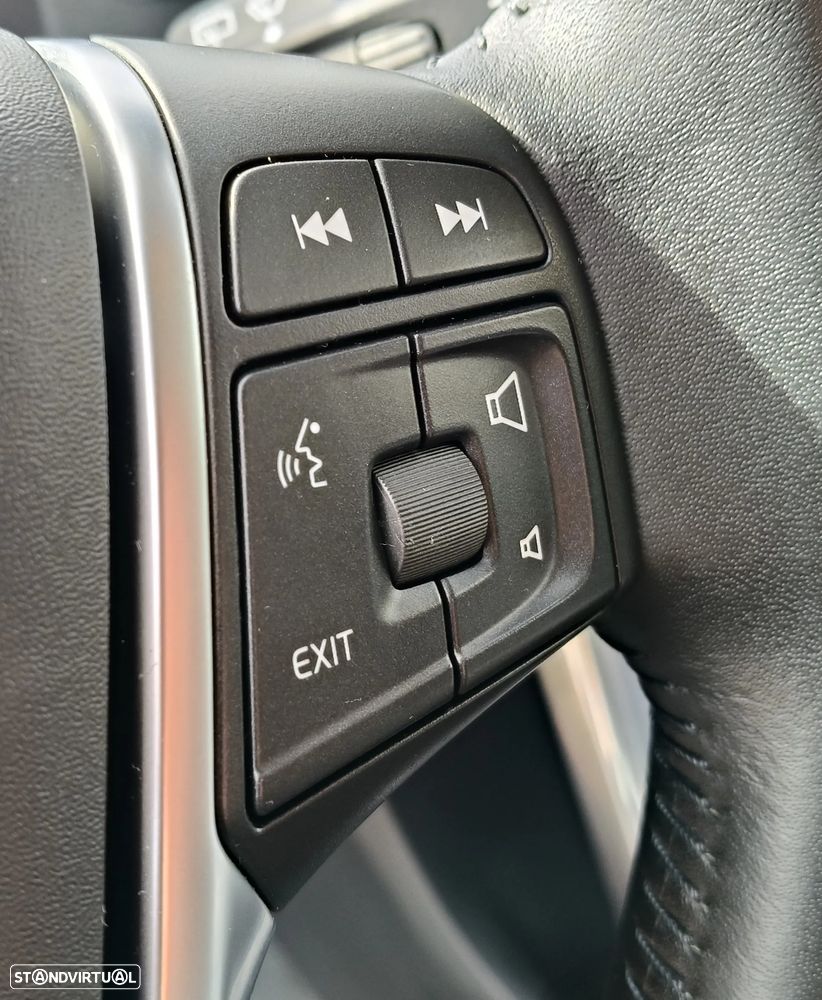 Volvo V60 Cross Country 2.0 D3 Momentum - 18