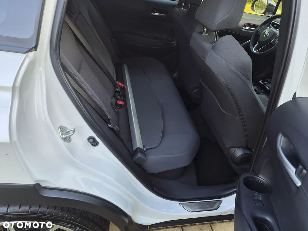 Toyota Corolla Cross 2.0 Hybrid Style - 16