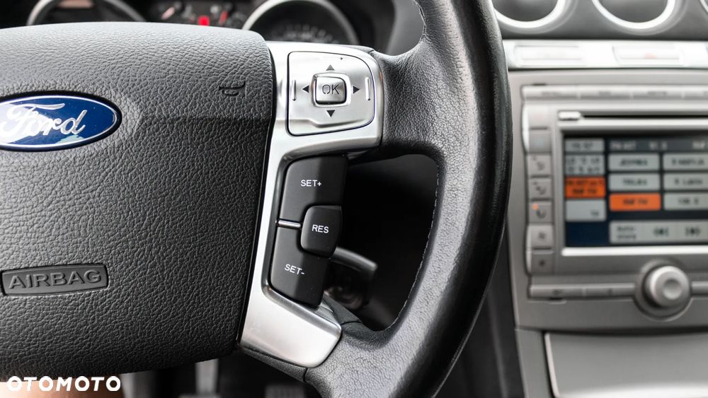 Ford S-Max 2.5 Titanium - 18