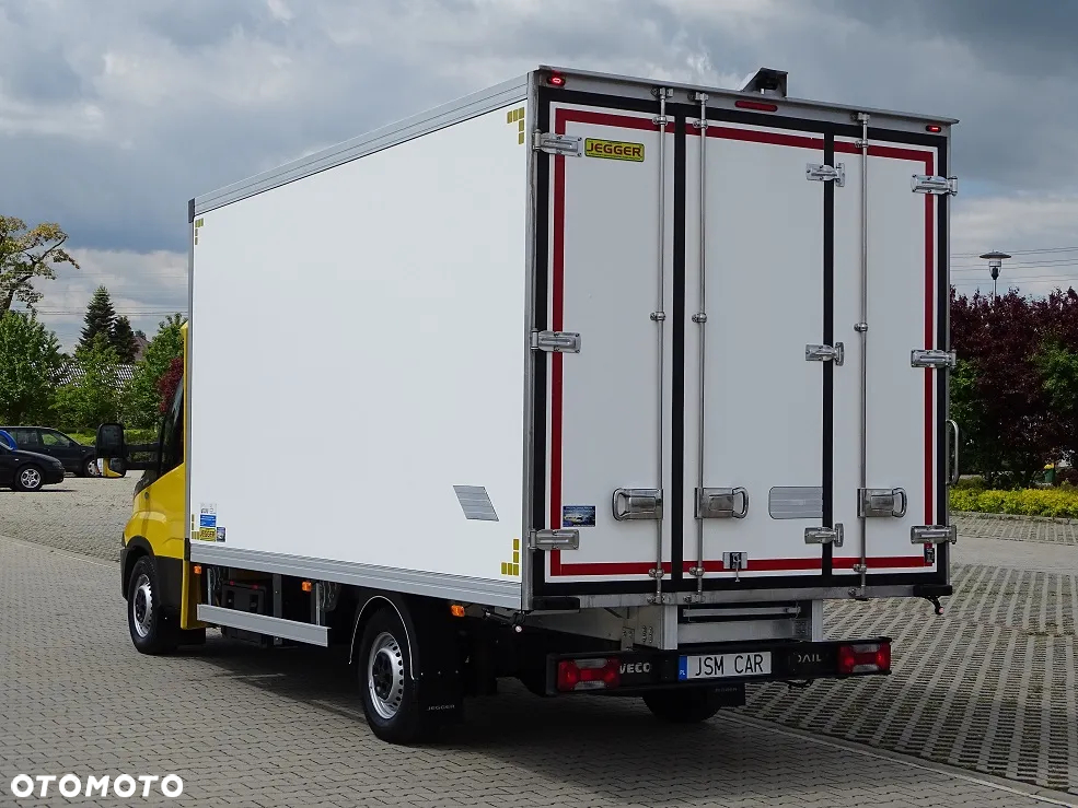 Iveco Daily 35S18 3.0 Chłodnia -30*C/+42*C 9 EuroPalet 4.42m JEGGER JAK NOWY!! Salon PL!! HWASUNG THERMO - 9