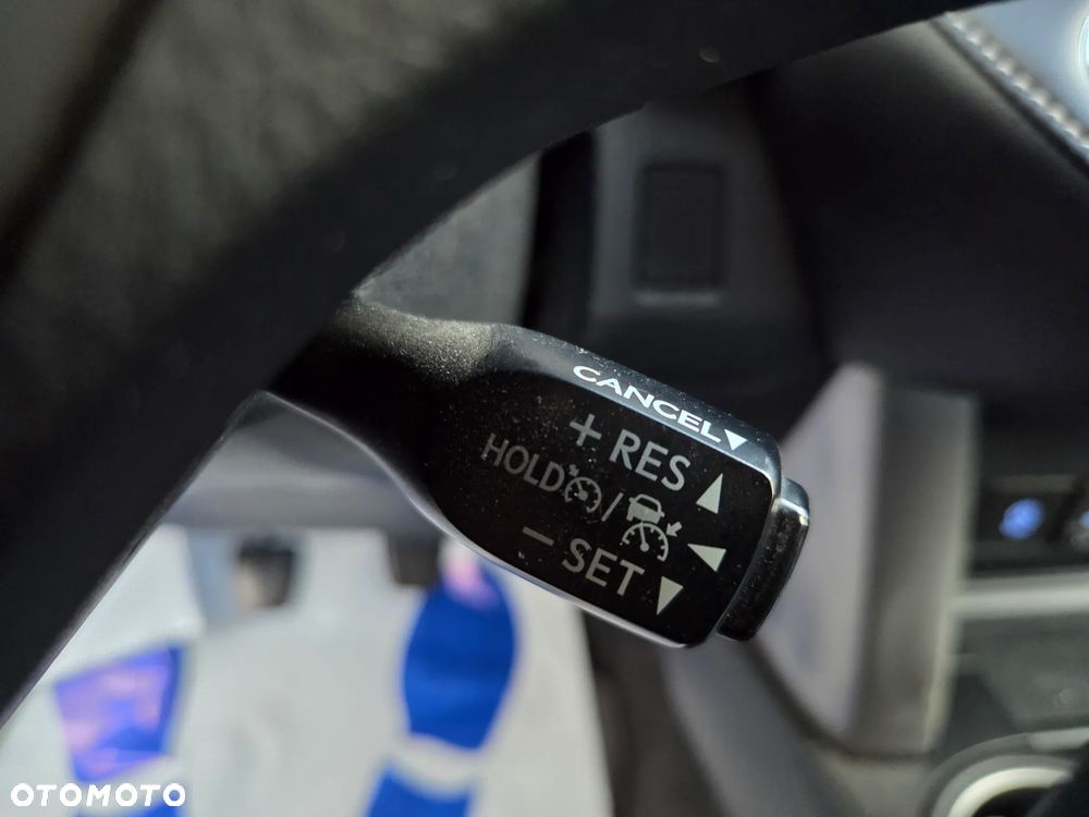 Toyota RAV4 2.0 D-4D Premium 4x2 - 32