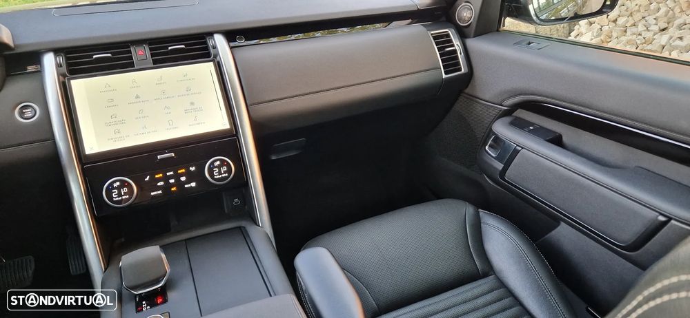 Land Rover Discovery 3.0 Si6 HSE - 17