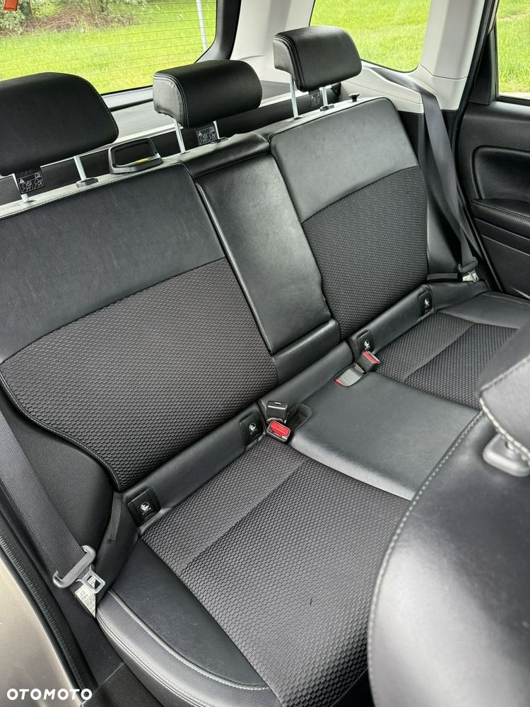 Subaru Forester 2.0 i Exclusive Special (EyeSight) Lineartronic - 25
