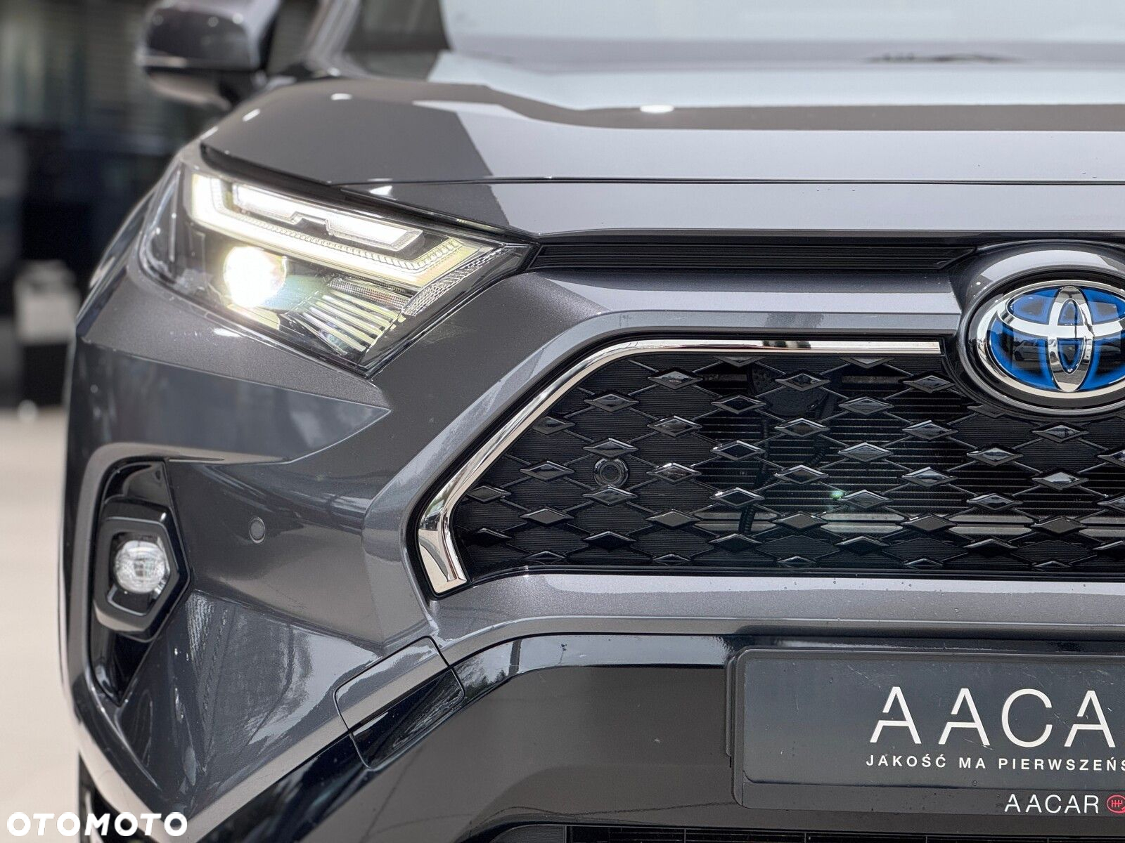 Toyota RAV4 - 40