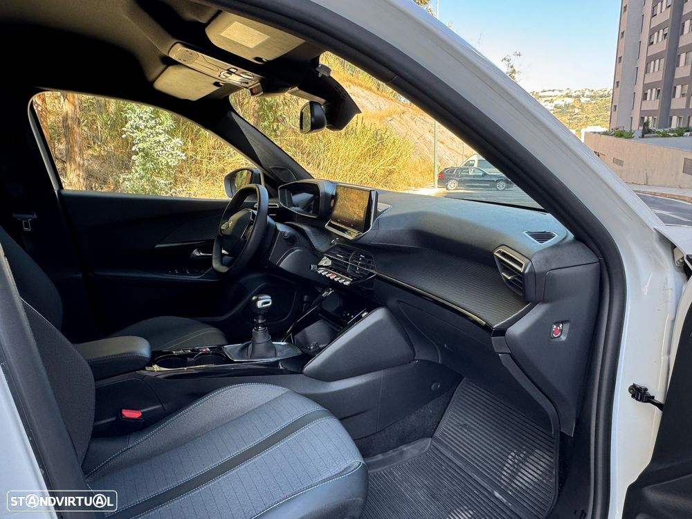 Peugeot 2008 1.2 PureTech Allure Pack - 11