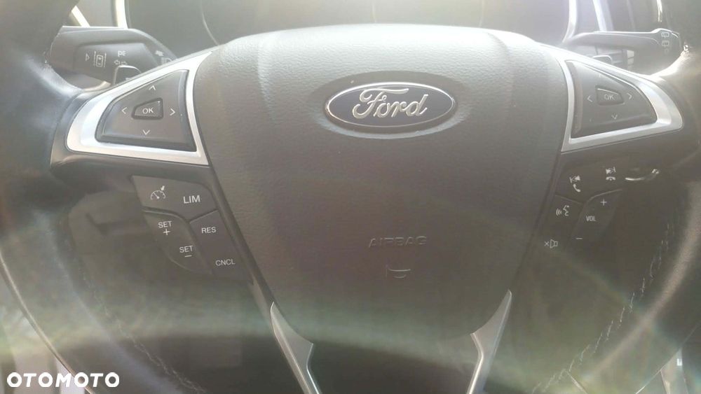 Ford S-Max - 18