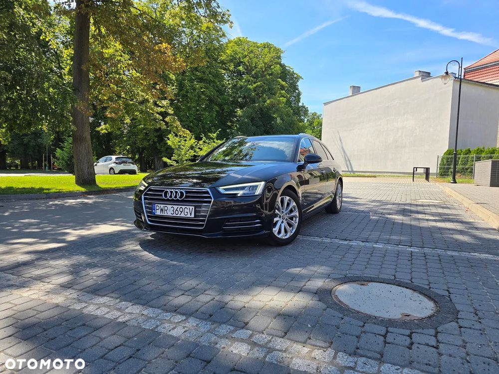 Audi A4 Avant 2.0 TDI design - 26