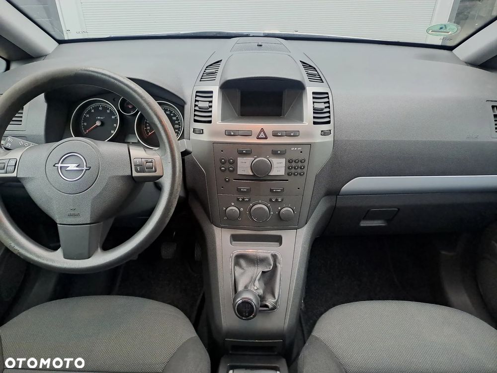 Opel Zafira 1.8 Cosmo - 14