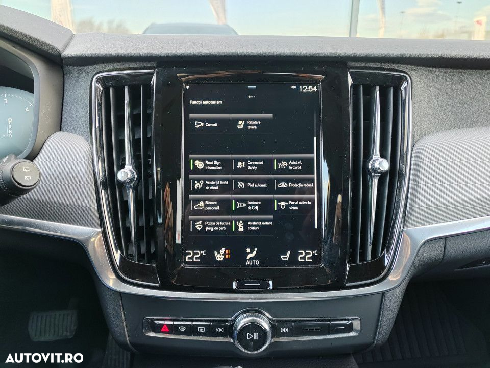 Volvo V90 Cross Country D4 AWD Geartronic - 24