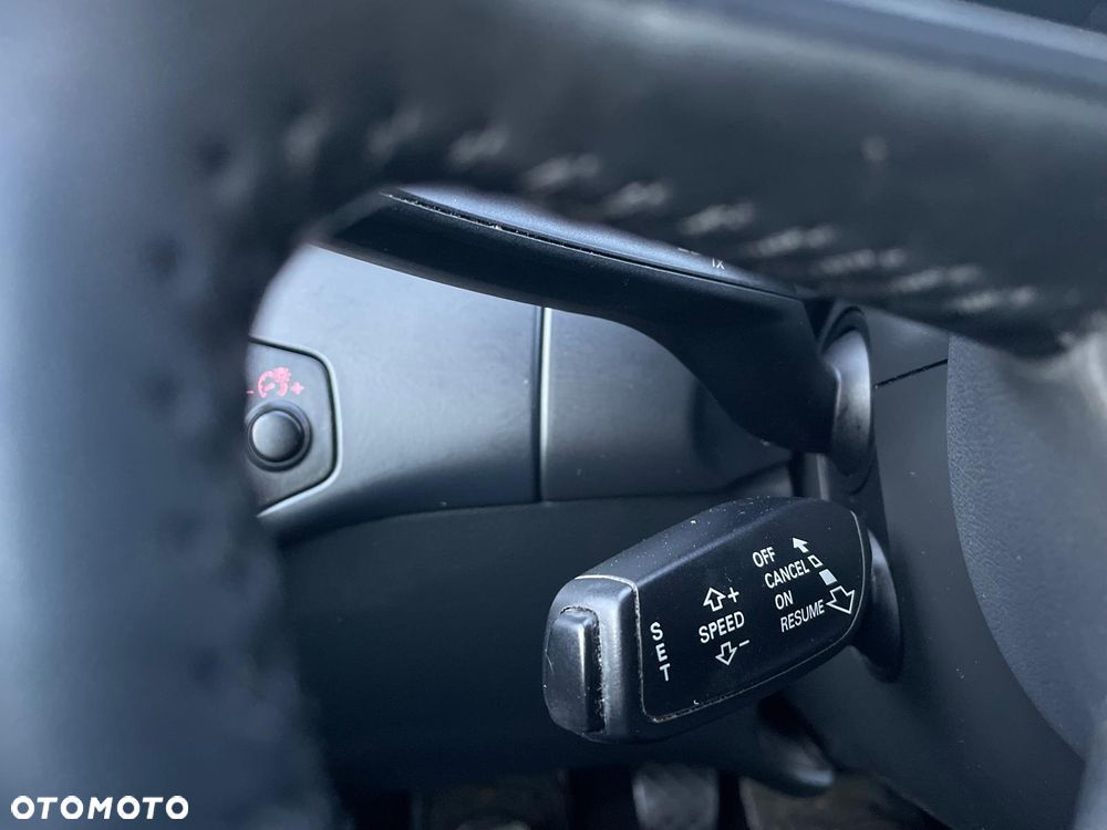 Audi A4 Limousine 1.8 TFSI S line Sportpaket - 29