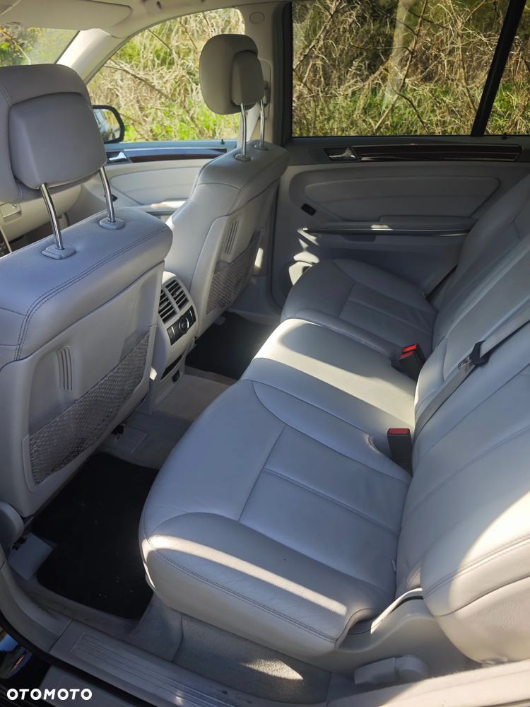 Mercedes-Benz GL 320 CDI 4Matic 7G-TRONIC - 10