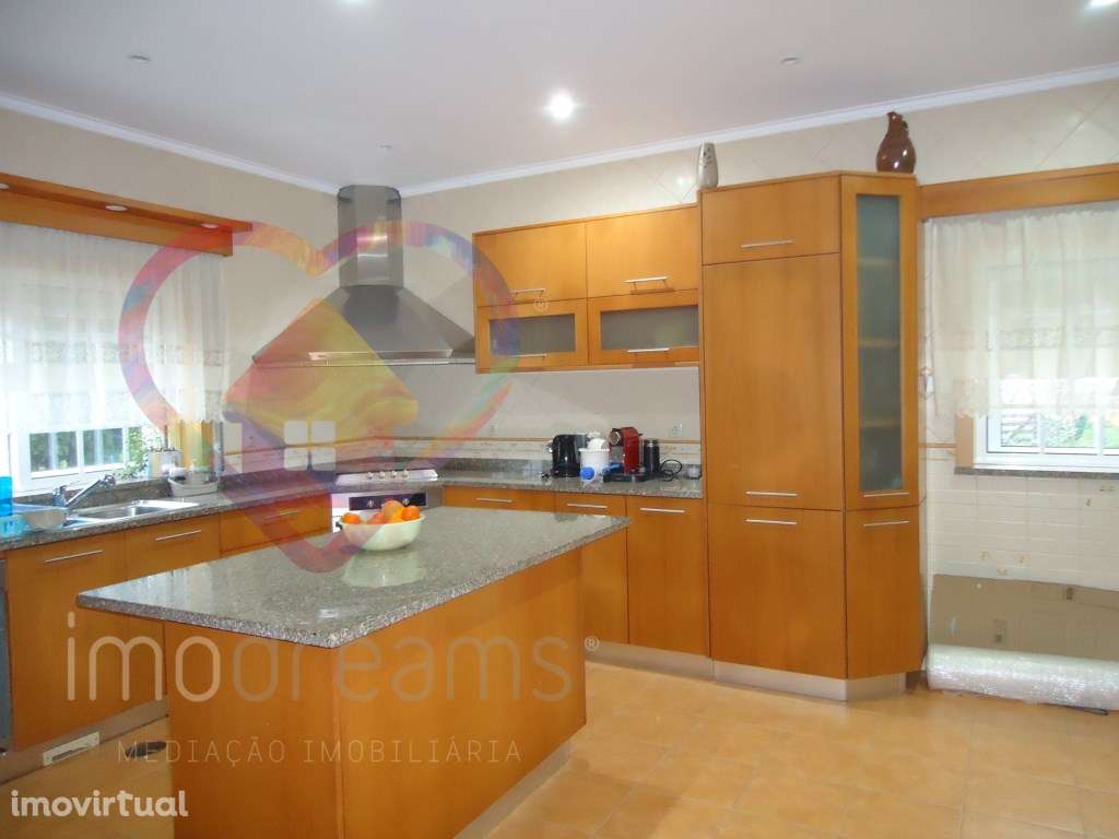 MORADIA T3 EM PINHEIRO DA BEMPOSTA - OLIVEIRA DE AZEMEIS -AVEIRO - Grande imagem: 2/46