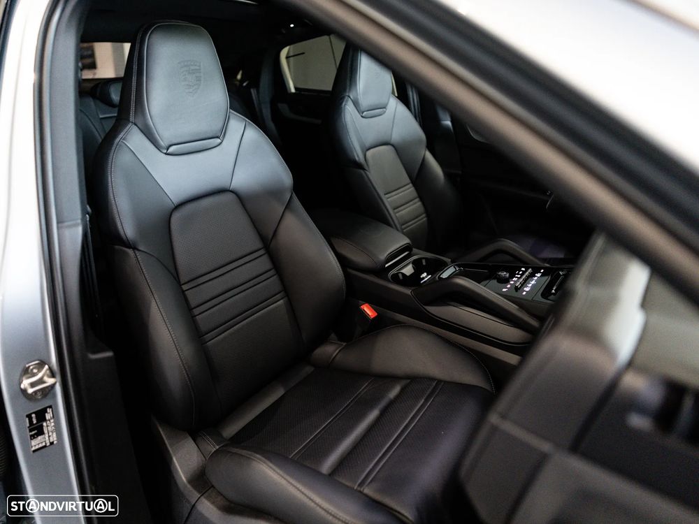 Porsche Cayenne Coupé E-Hybrid - 50