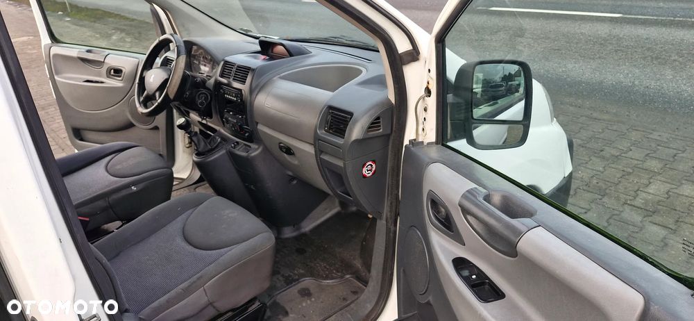Peugeot Expert - 8
