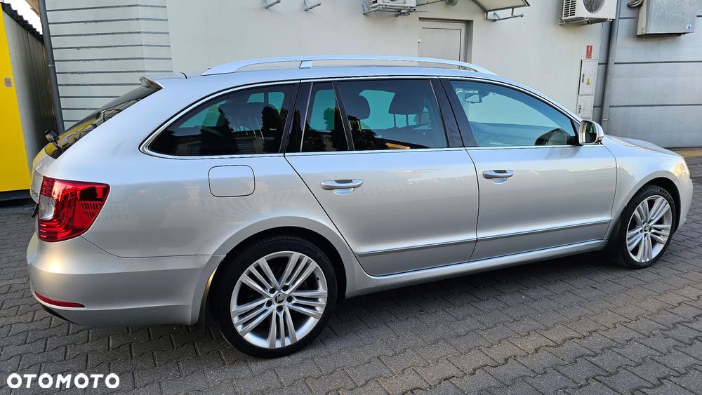 Skoda Superb 2.0 TDI Ambition Outdoor - 22