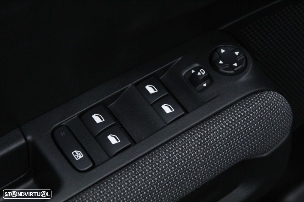 Citroën C3 Aircross 1.2 PureTech Plus - 21