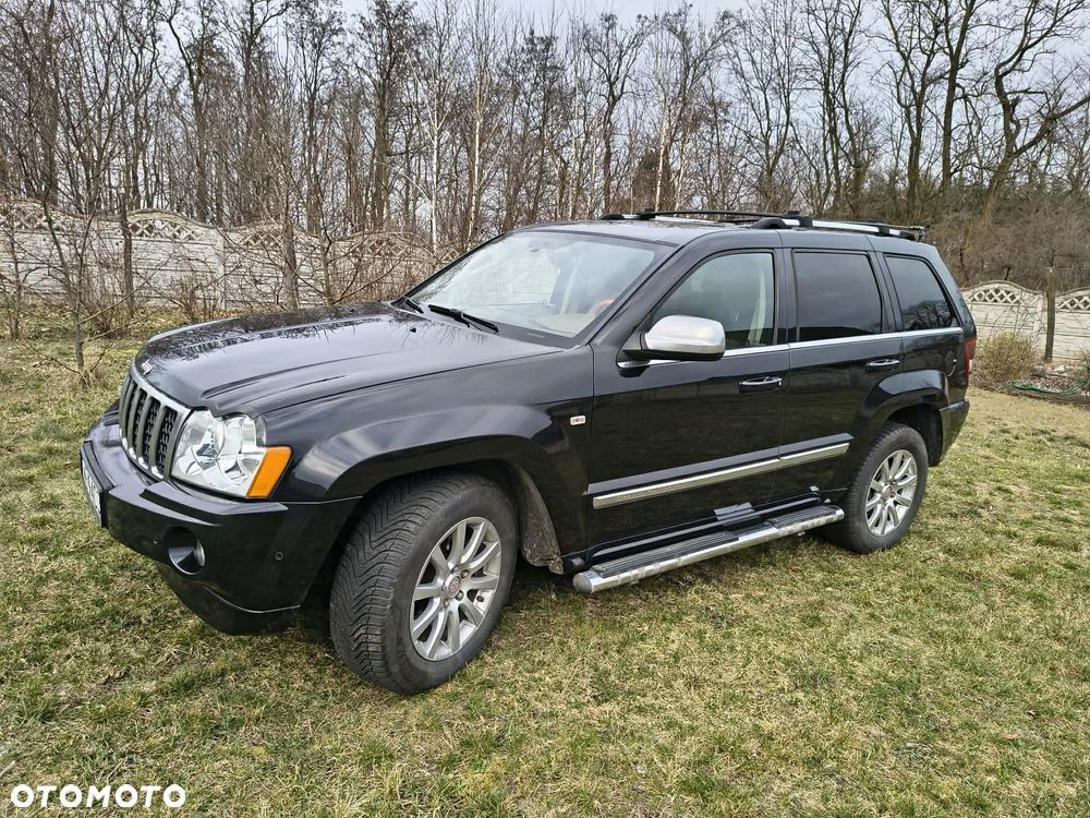 Jeep Grand Cherokee - 1
