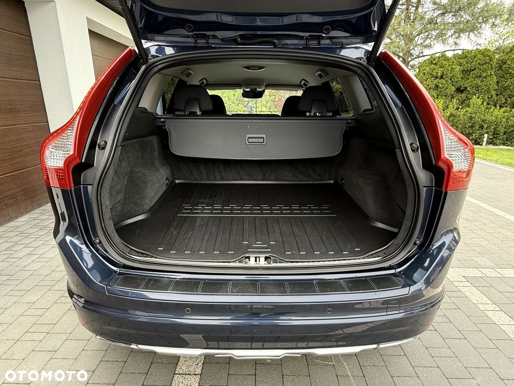 Volvo XC 60 D4 Geartronic Ocean Race - 38