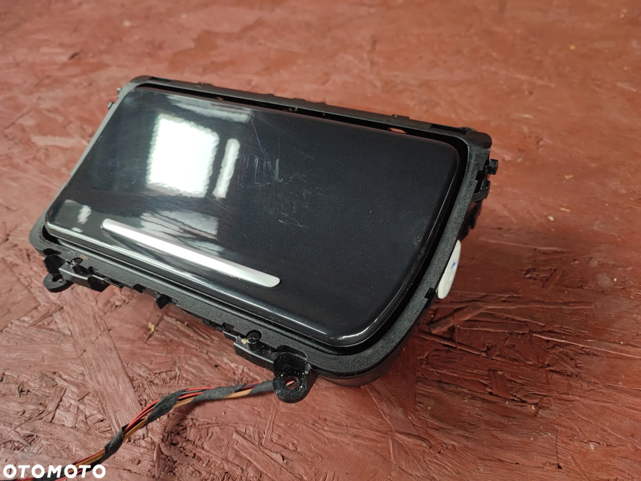 BMW F10 / F11 ORYGINALNY SCHOWEK / UCHWYT NA NAPOJE / CUP-HOLDER / DEKOR W KOL. SCHWARZ O NR. 9 241 714 OEM - 3