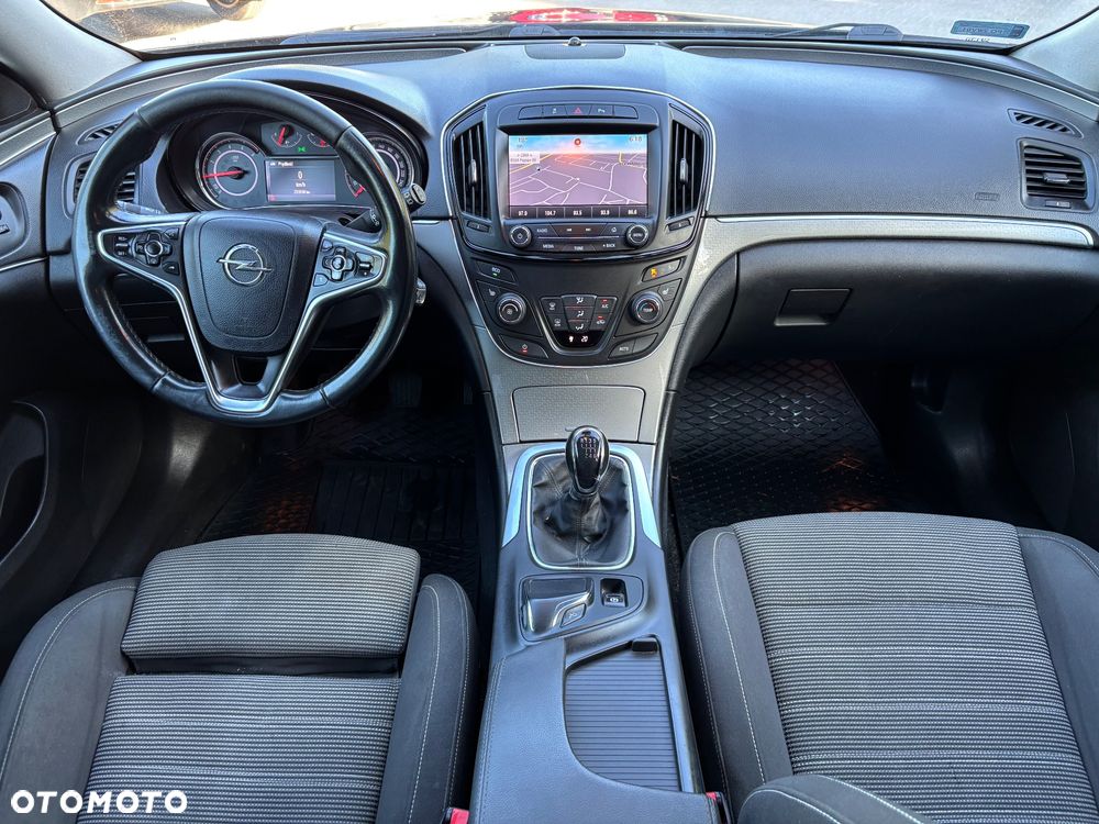 Opel Insignia - 19