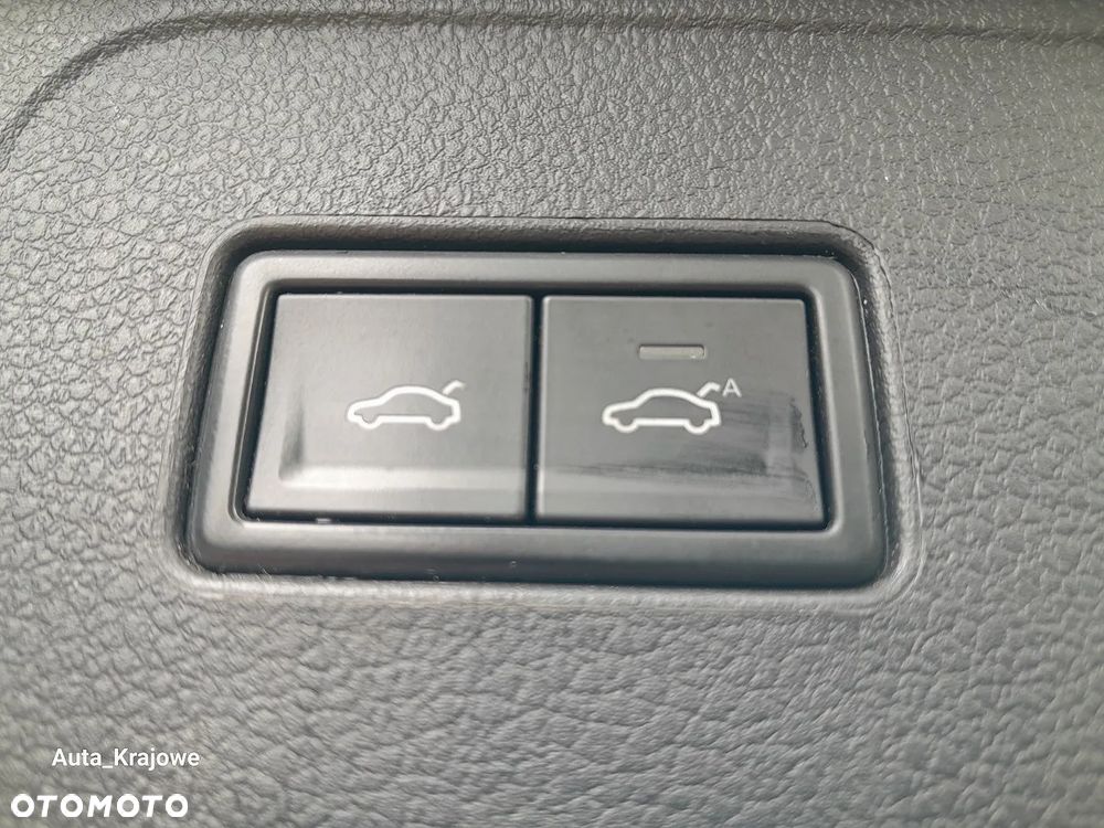 Volkswagen Passat 2.0 TDI EVO Business - 35
