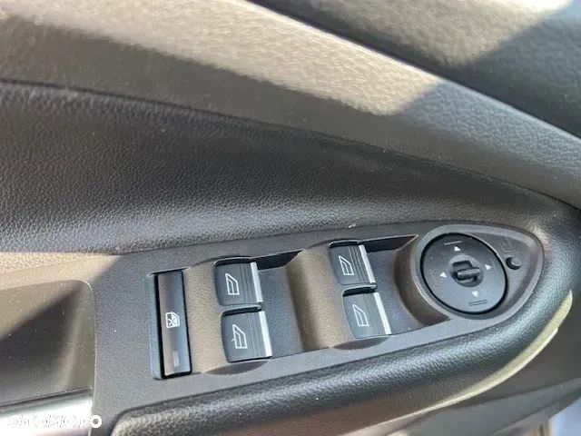 Ford Kuga 1.5 EcoBoost 2x4 Business Edition - 10