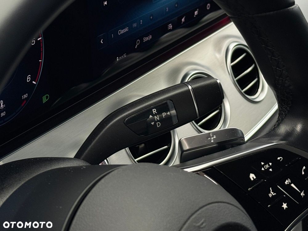Mercedes-Benz Klasa E 220 d 4-Matic AMG/Avantgarde - 9