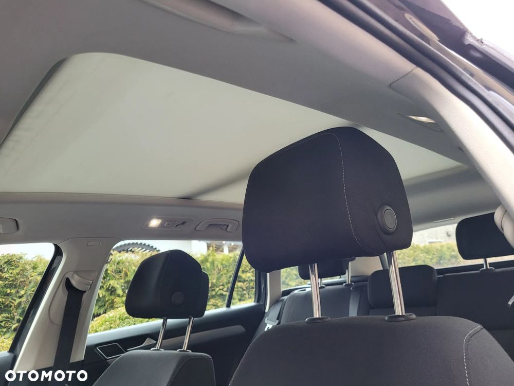 Volkswagen Passat - 18