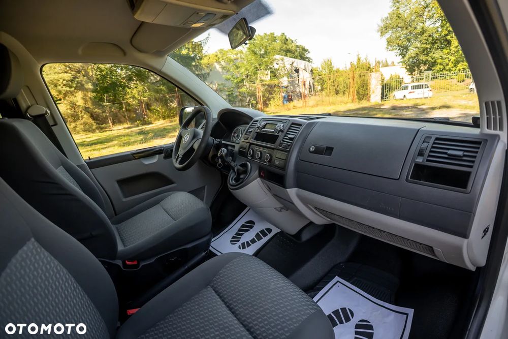 Volkswagen T5 Transporter LONG - 19