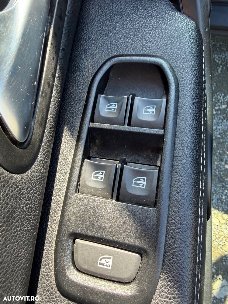 Dacia Duster TCe 125 4x4 Prestige - 27