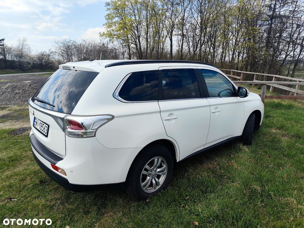 Mitsubishi Outlander 2.0 2WD - 12