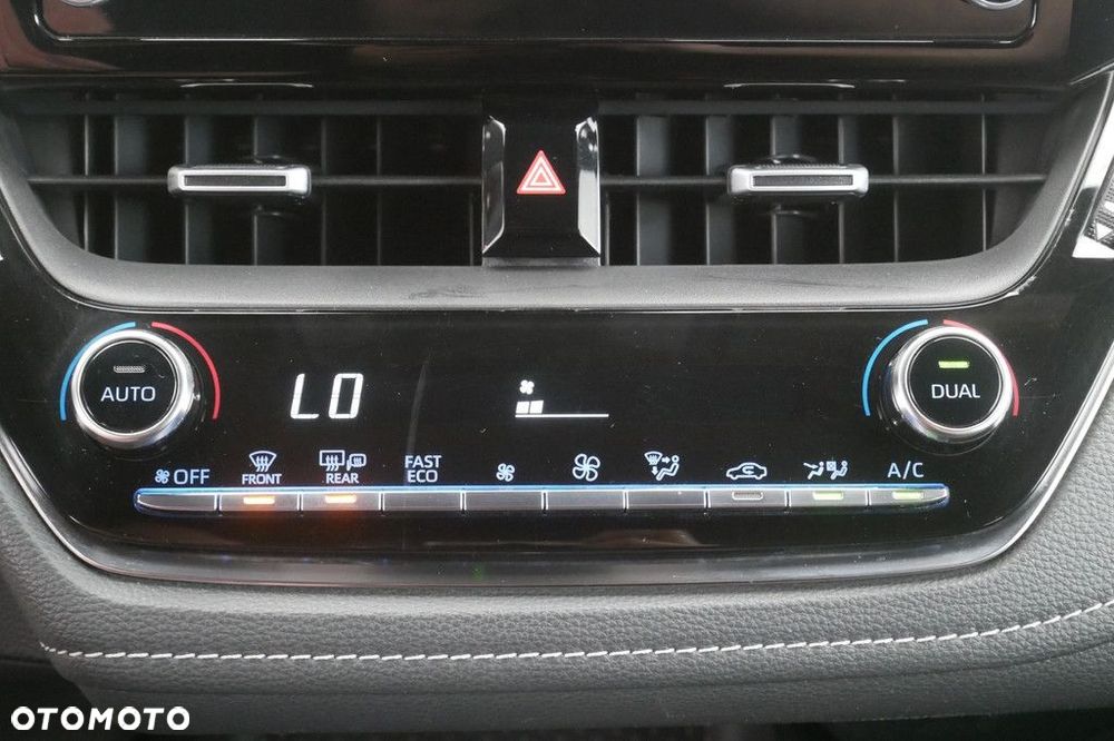 Toyota Corolla - 19