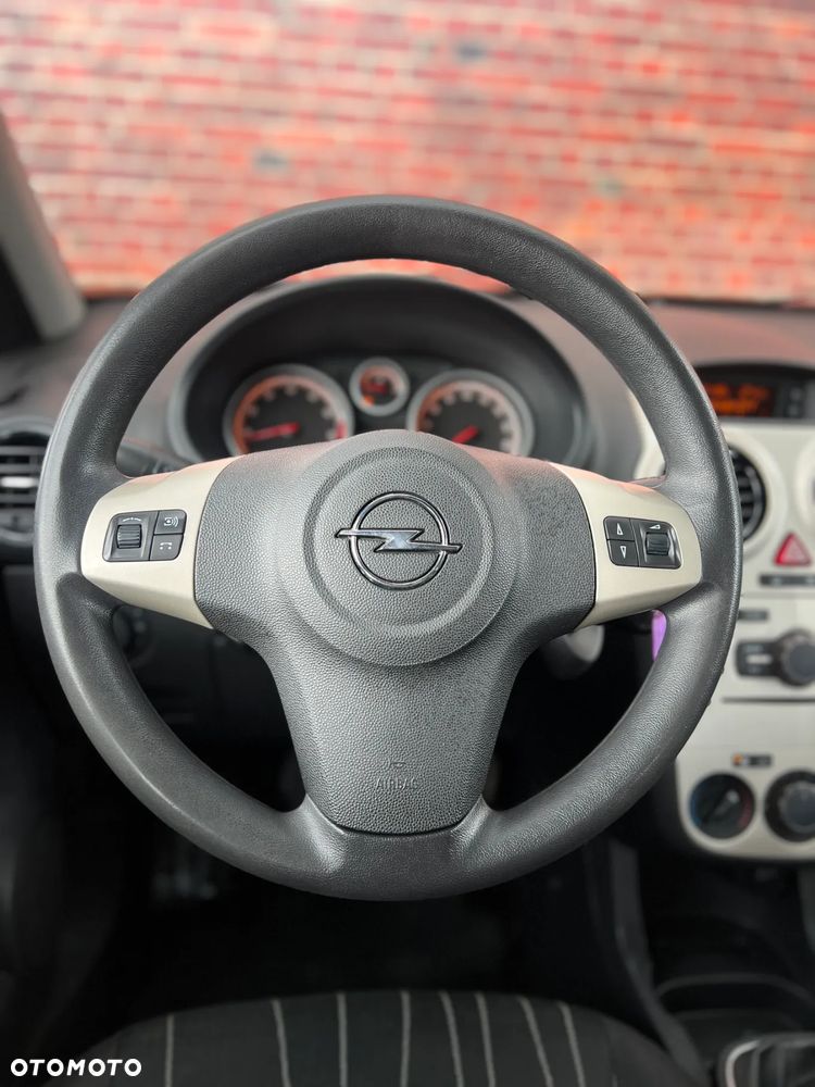 Opel Corsa - 28