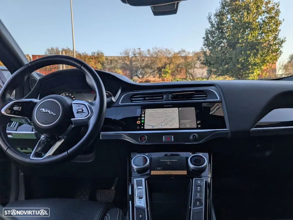 Jaguar I-Pace - 16