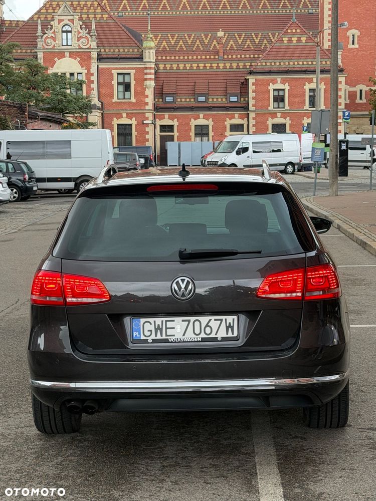 Volkswagen Passat 2011 photo 5
